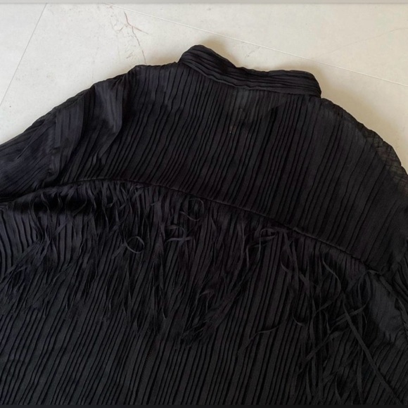 ZARA Black Cardigan Sheer
Bomber Zip-Up Jacket - Picture 5 of 7